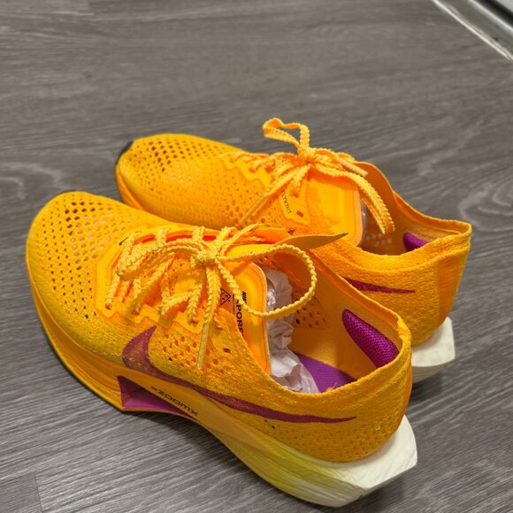 Nike ZoomX Vaporfly Next% 3 Running Shoes - Picture 4 of 4